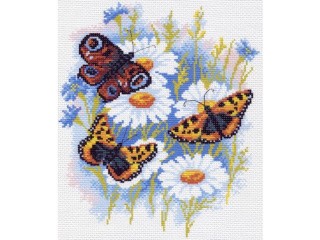 Рисунок на канве «Бабочки на ромашках»