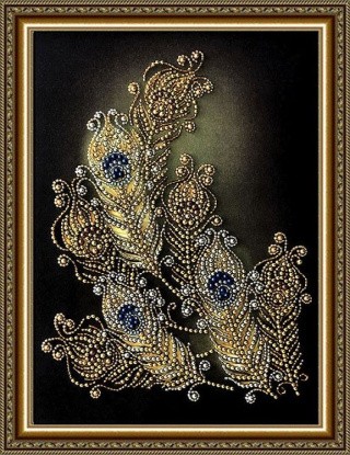 Набор вышивки бисером «Павлиньи перья» Набор вышивки бисером «Павлиньи перья»