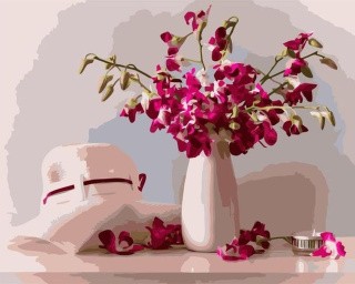 Картина по номерам «Цветы и шляпка» Картина по номерам «Цветы и шляпка»