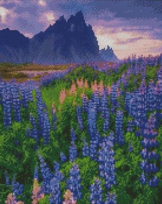 Алмазная вышивка «Поле в горах»