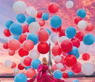 Картина по номерам «Девушка с шарами» Картина по номерам «Девушка с шарами»