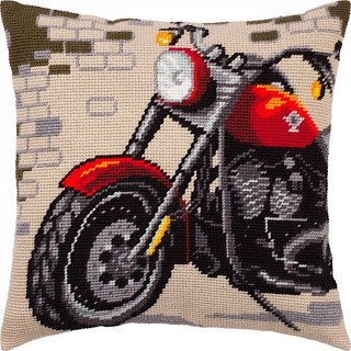 Набор для вышивания подушки «Мотоцикл», лицевая сторона, Чарівниця