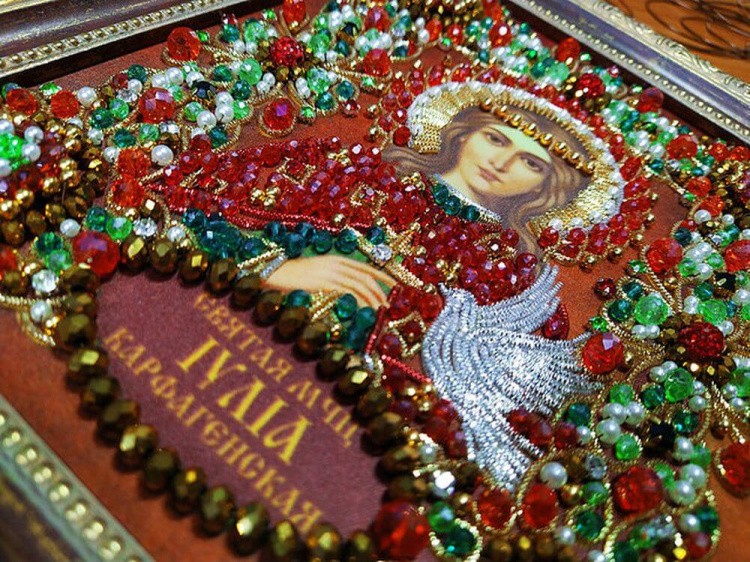 Набор вышивки хрустальными камнями «Святая Иулия» — картинка 6