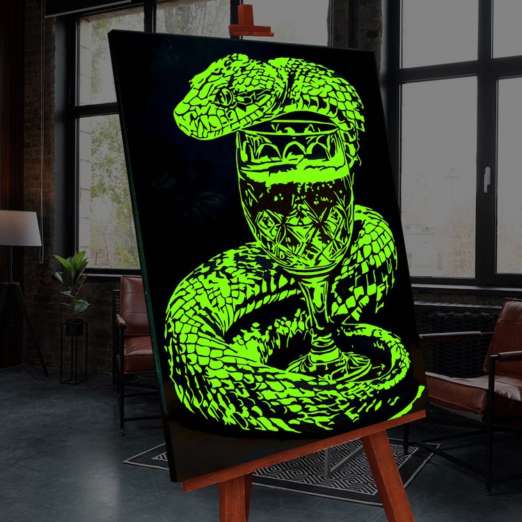 Картина по номерам со светящейся краской «Синий змей» — картинка 2