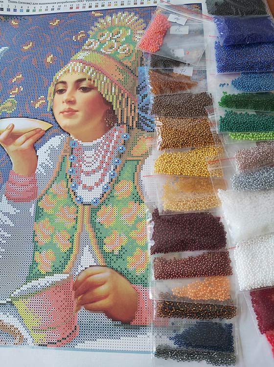Набор для вышивания «Русская красавица за чаем» — картинка 3