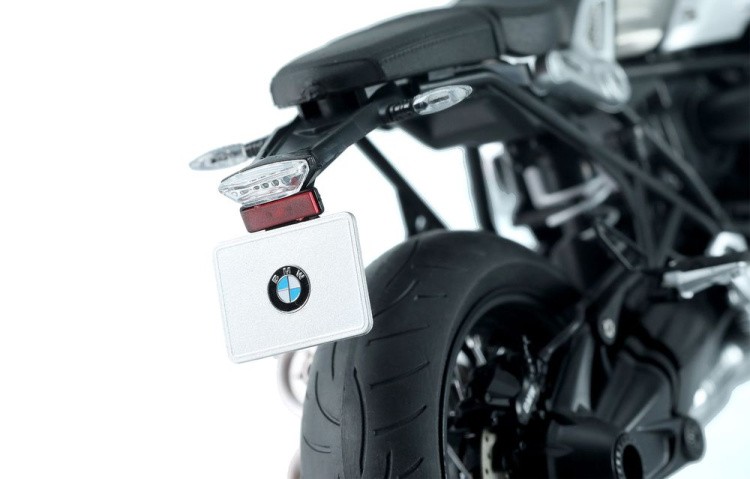 Сборная модель мотоцикла «BMW R nineT (Pre-colored Edition)», пластик, масштаб 1:9, MENG — картинка 11
