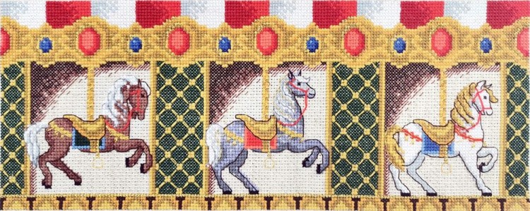 Набор для вышивания «Карандашница. Карусель» — картинка 2