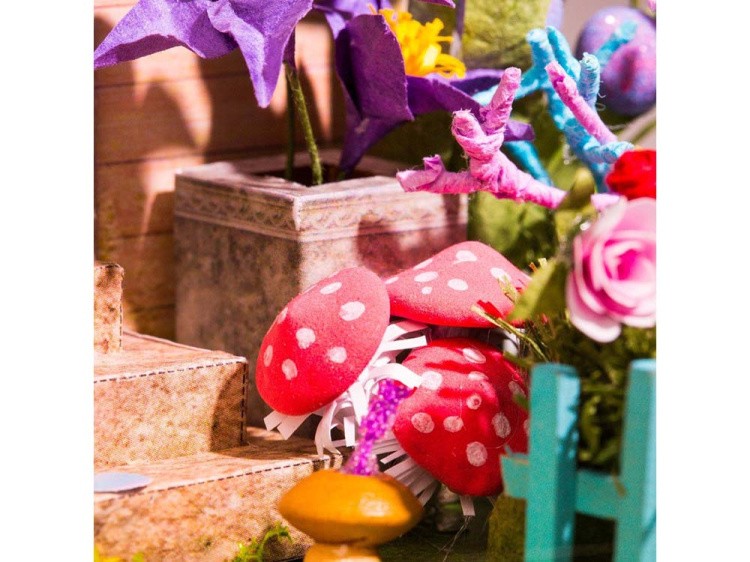 Набор для создания миниатюры (румбокс) «Садовая калитка» — картинка 7