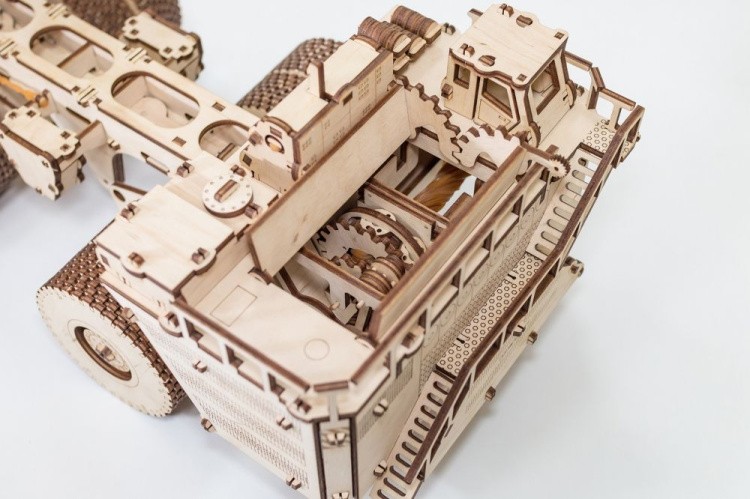 Конструктор из дерева «BELAZ 75710», Eco Wood Art — картинка 6