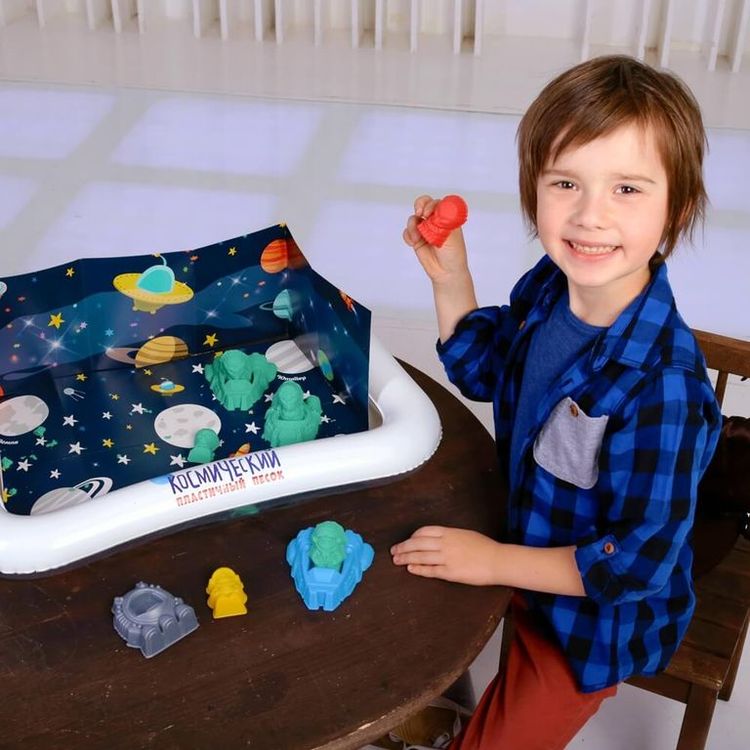 Космический пластичный песок «Космическое путешествие» 1 кг светится в темноте жёлтым цветом — картинка 10