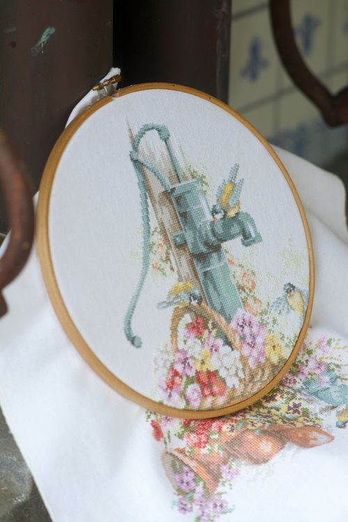 Набор для вышивания «Колонка в цветах» — картинка 2