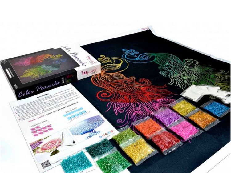 Набор вышивки бисером «Цветные Павлины» — картинка 3