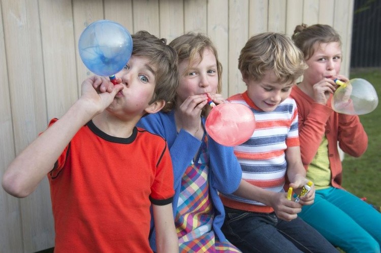 Набор для создания нелопающихся пузырей «Шалтай-Болтай» пузыри красные — картинка 3