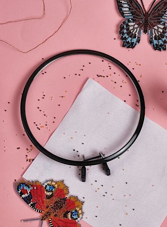 Пяльцы пружинные, диаметр 19,5 см, черные — картинка 2