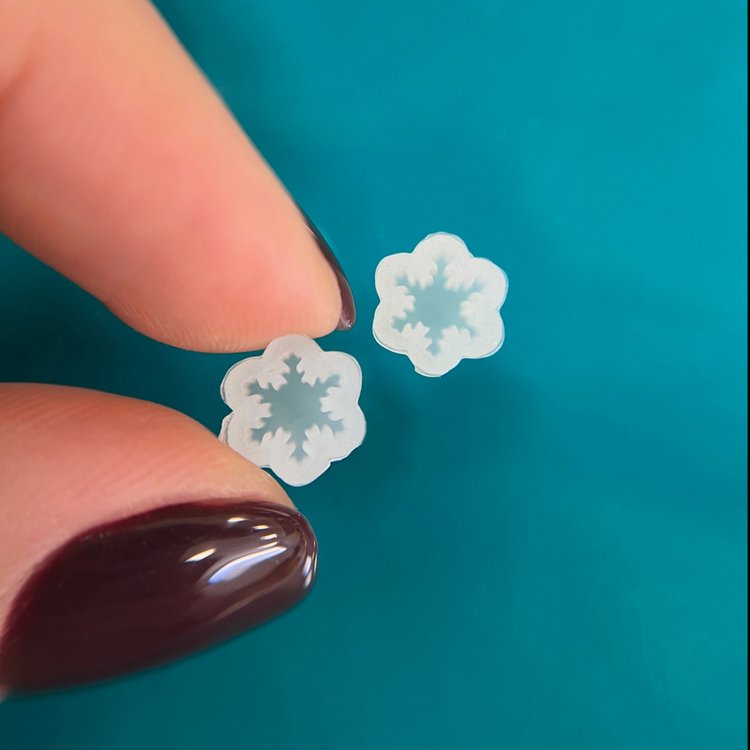 Силиконовый молд для сережек-гвоздиков «снежинка», 2 шт. — картинка 2