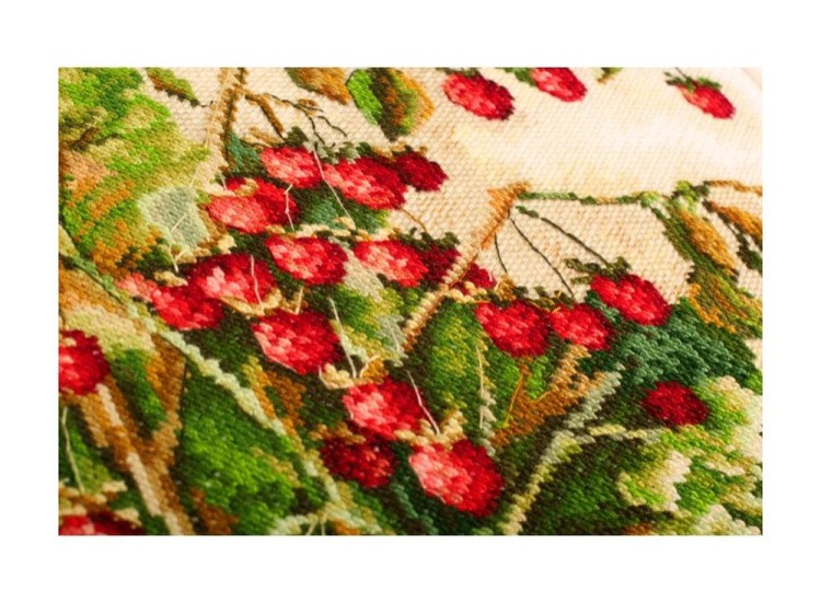 Набор для вышивания «Гортензия и малина» — картинка 3