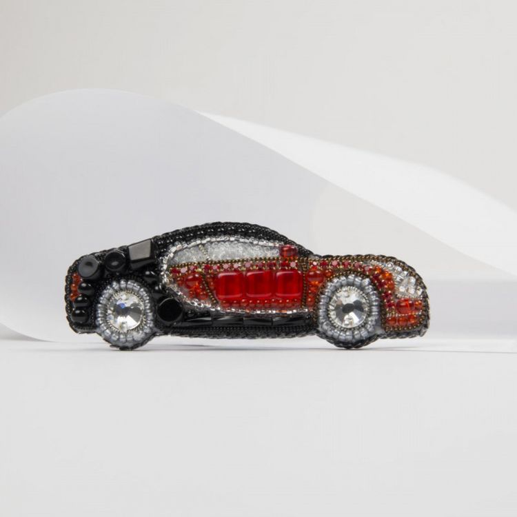 Набор вышивки бисером «Брошь. Машинка» — картинка 2