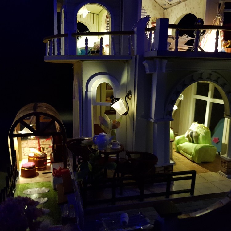 Набор для создания миниатюры (румбокс) «Дом с бассейном» — картинка 10