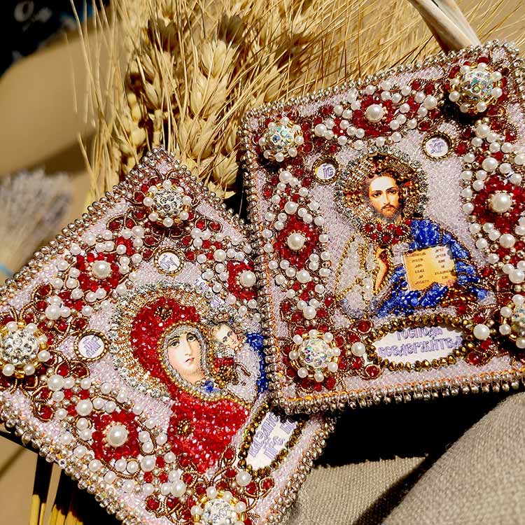 Вышивка Образа в каменьях «Господь Вседержитель (с молитвой)» — картинка 2