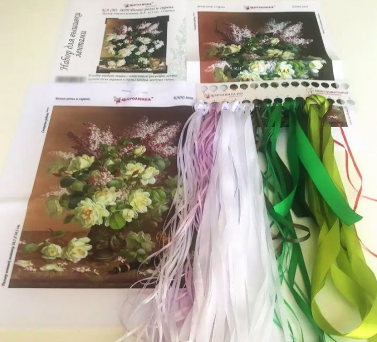 Вышивка лентами «Белые розы и сирень» — картинка 2