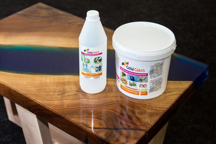 Прозрачная Эпоксидная смола Gold Glass 1,35 кг — картинка 2