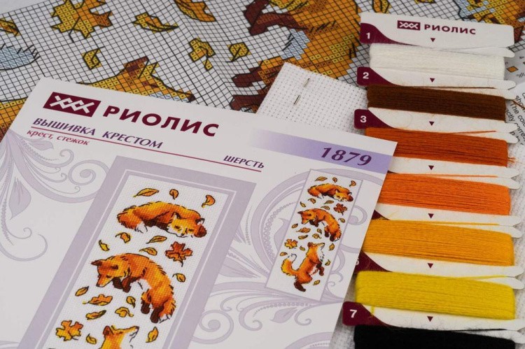 Набор для вышивания «Лисы в листве» — картинка 3