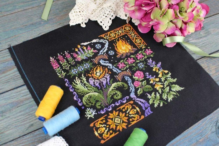 Набор для вышивания «Семплер. Ночь на Ивана Купала» — картинка 5