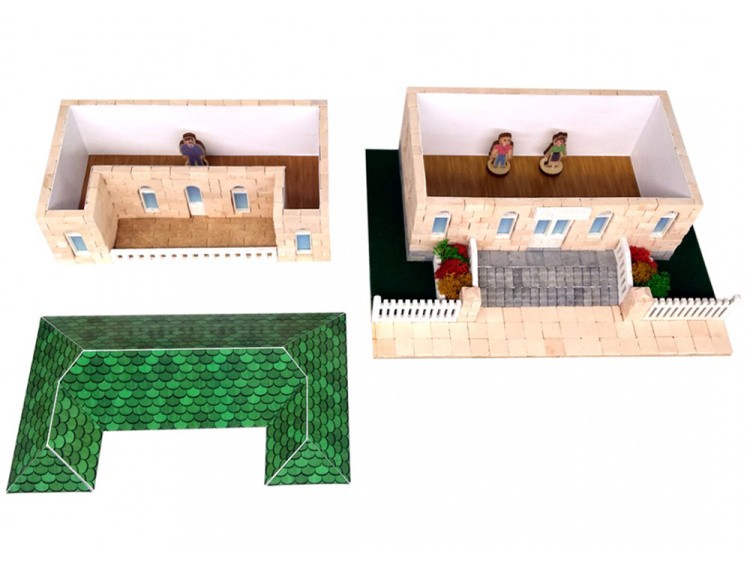 Конструктор из кирпичиков «Школа с балконом» — картинка 4