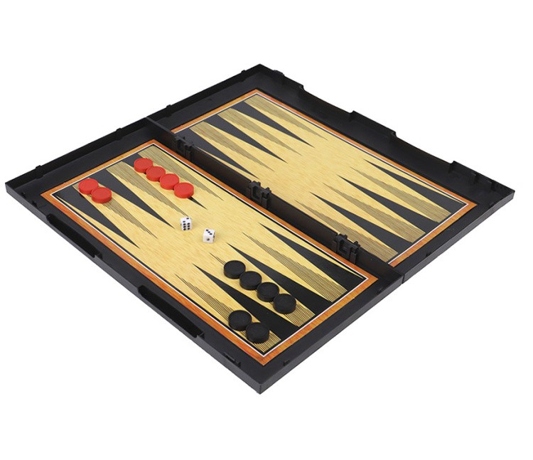 Игра настольная 4 в 1. Шахматы, шашки, нарды, карты — картинка 5