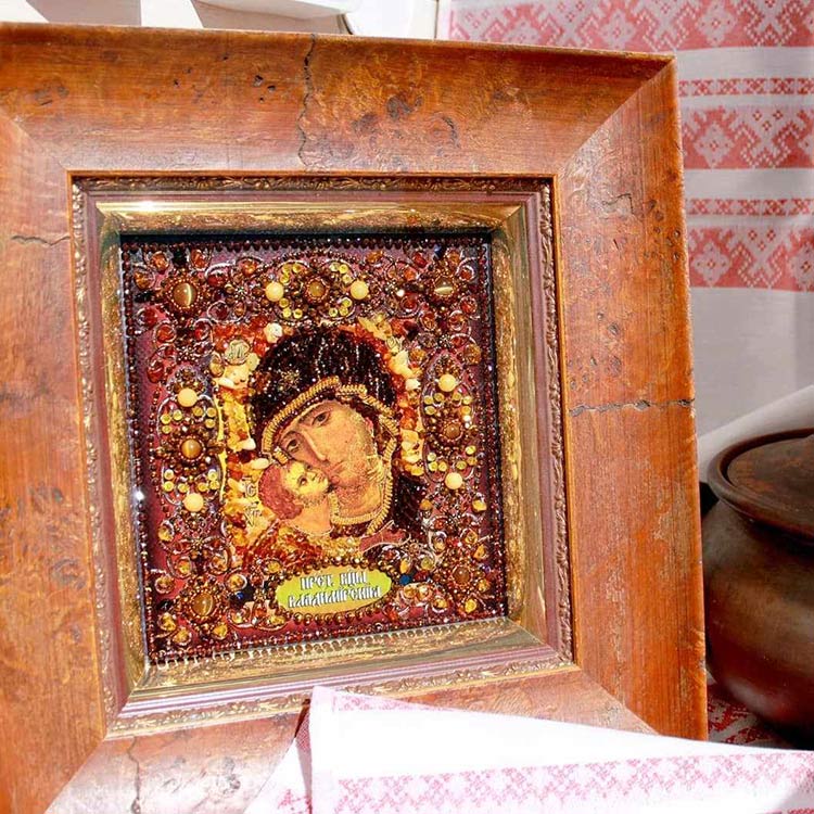 Вышивка Образа в каменьях «Богородица Владимирская» — картинка 3