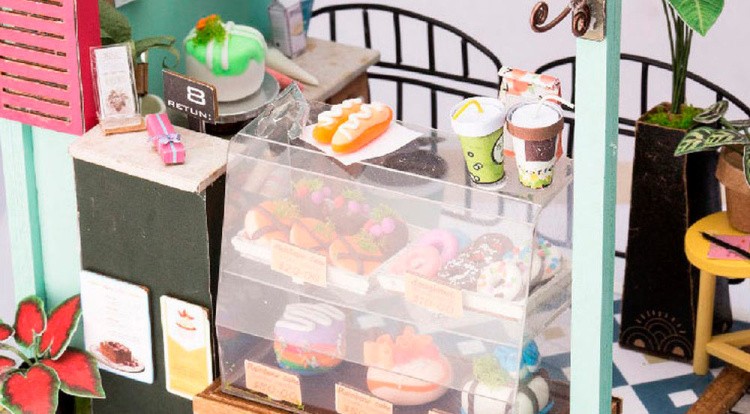 Набор для создания миниатюры (румбокс) «Кондитерский магазинчик» — картинка 11