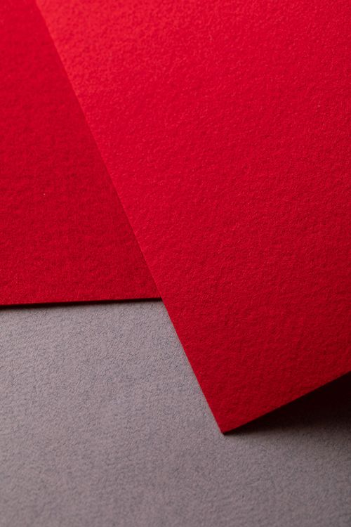 Фетр декоративный, жесткий, 1,2 мм, 33х53 см ± 2 см, 1 шт., цвет: 911 красный, Gamma — картинка 2