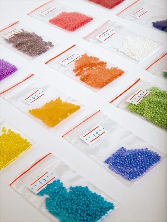 Набор вышивки бисером «Первая прогулка» — картинка 6