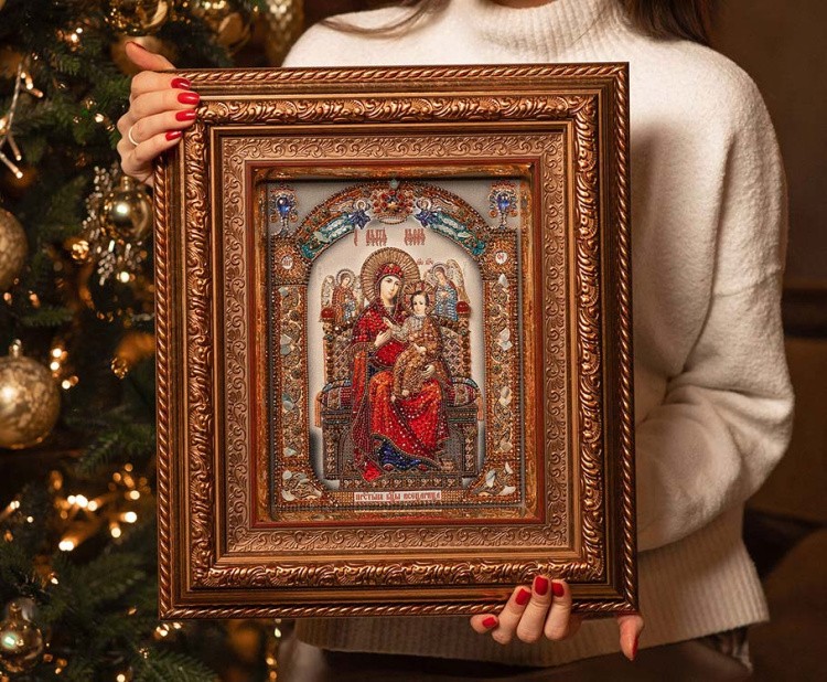 Набор для вышивания хрустальными бусинами «Икона Божией Матери. Всецарица» — картинка 2