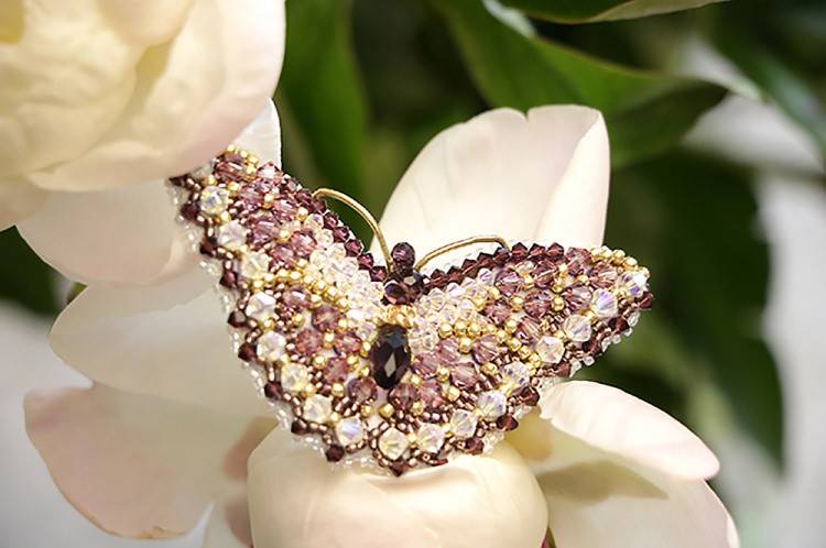 Вышивка Образа в каменьях «Аметист» (брошь) с кристаллами Сваровски — картинка 4