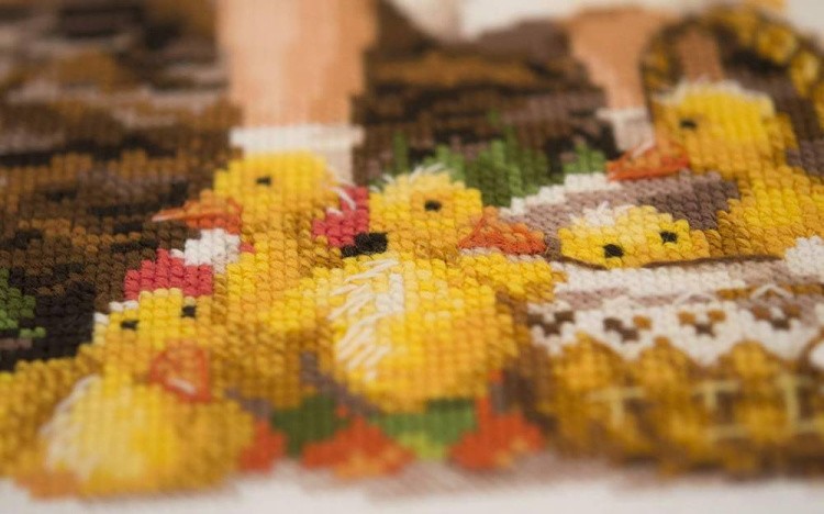 Набор для вышивания «Девочка с утятами» — картинка 3