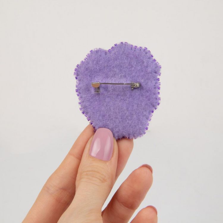 Набор вышивки бисером «Брошь. Анютины глазки» — картинка 3