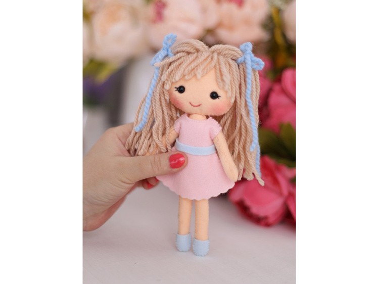 Набор для шитья игрушки «Куколка Аня» — картинка 2