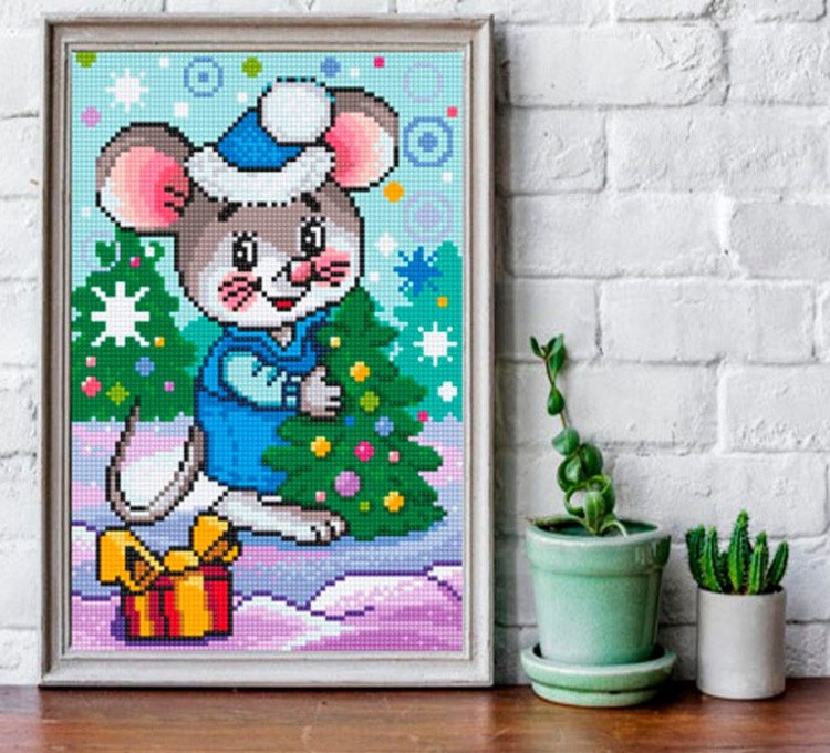 Алмазная вышивка «Мышь с елочкой» — картинка 3