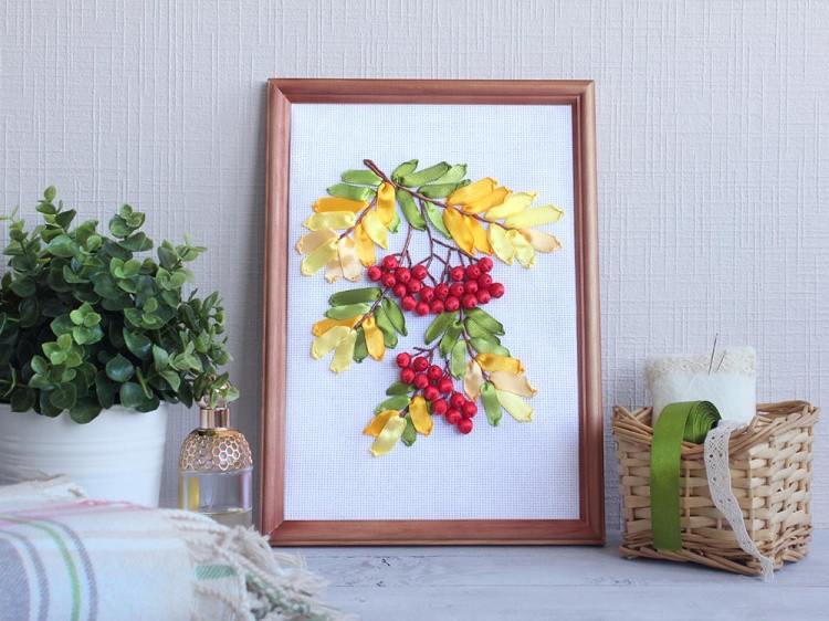 Вышивка лентами «Ветка рябины» — картинка 7