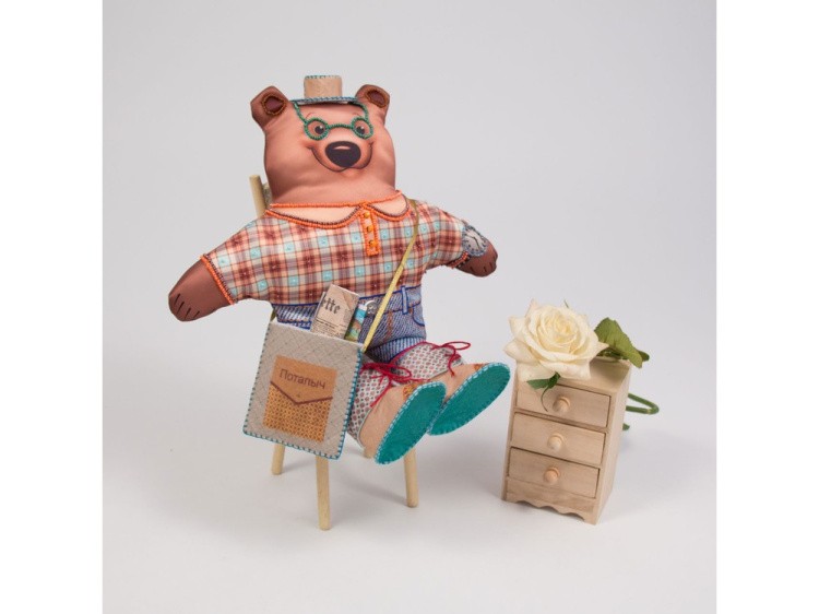 Набор для шитья и вышивания «Михаил Потапыч турист» — картинка 2