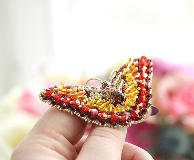 Вышивка Образа в каменьях «Топаз» (брошь) с кристаллами Сваровски — картинка 2