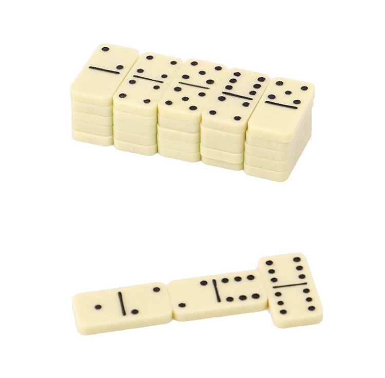 Игра настольная 5 в 1. Шахматы, шашки, домино, нарды, карты (24,5х12,5 см) — картинка 4