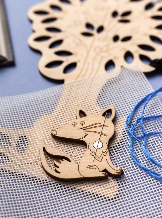 Органайзер для мулине c игольницей «Лесная история. Лисичка» — картинка 4