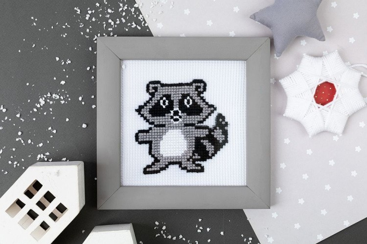 Набор для вышивания «Детские истории. Енотик» — картинка 3