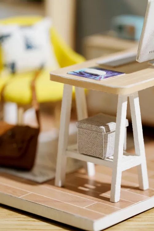 Миниатюрная сборная модель (румбокс) «Солнечный кабинет» — картинка 2