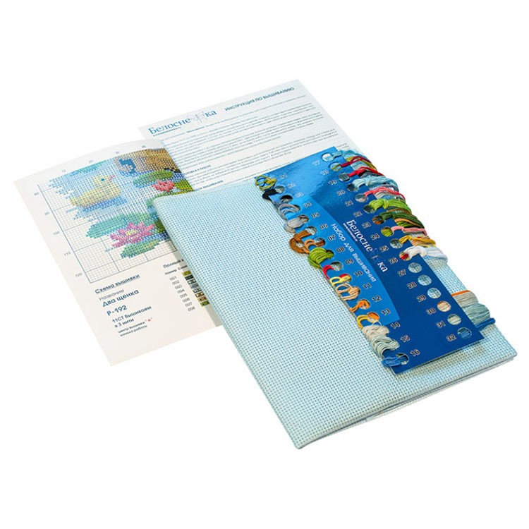 Подушка «Два щенка» (канва голубая) — картинка 2