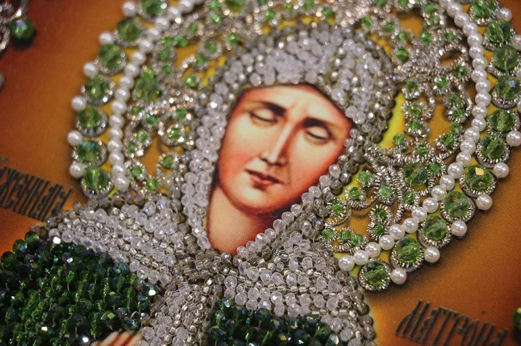 Вышивка Образа в каменьях «Святая Матрона» — картинка 7