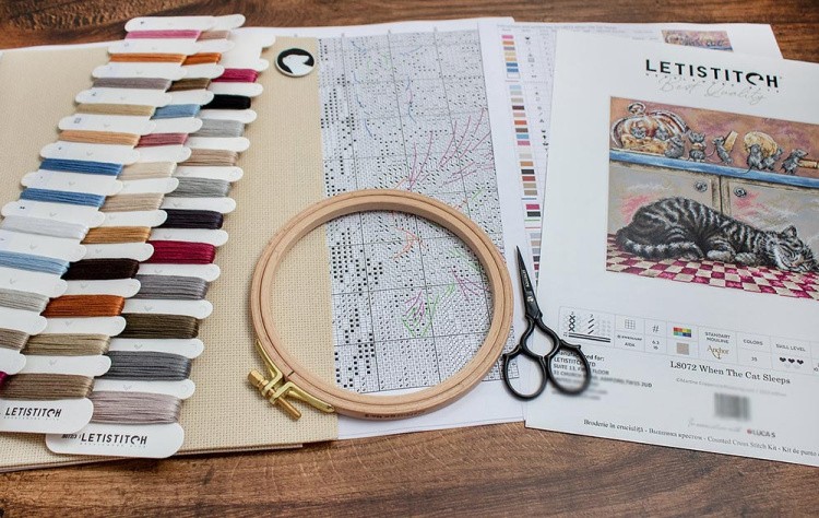 Набор для вышивания «When The Cat Sleeps (Когда кот спит)» — картинка 6