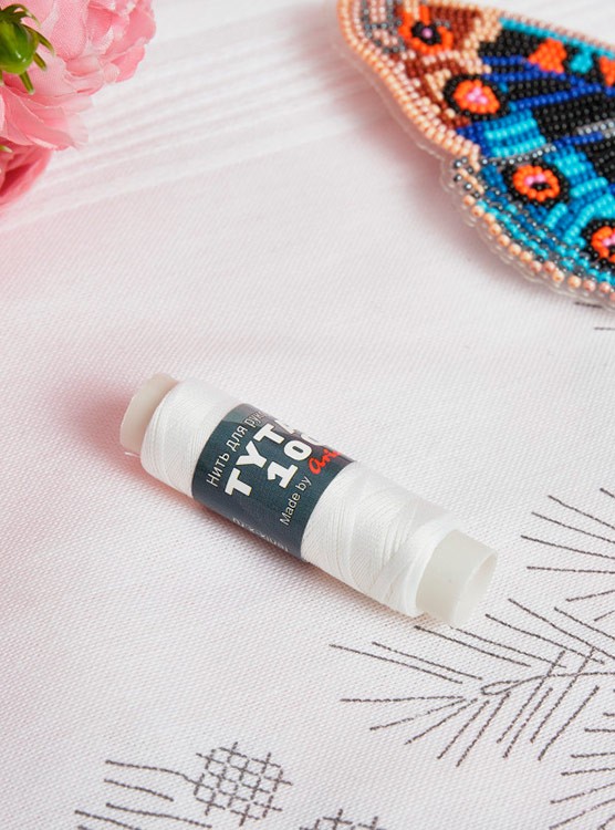 Нить для бисера Tytan 100 м белая, 1 шт. — картинка 3